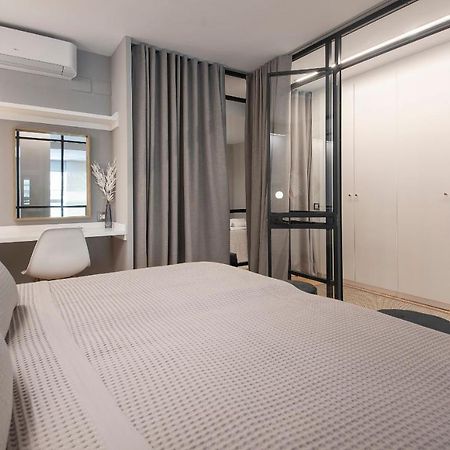 Poble Nou II You Stylish Apartments Barcelona Exterior photo